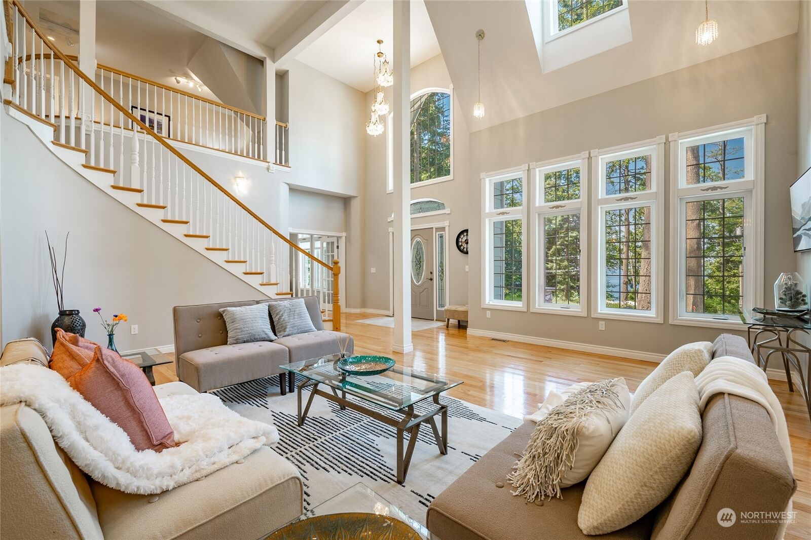 House for sale in Blaine 8970 Semiahmoo Dr, Blaine, WA 98230