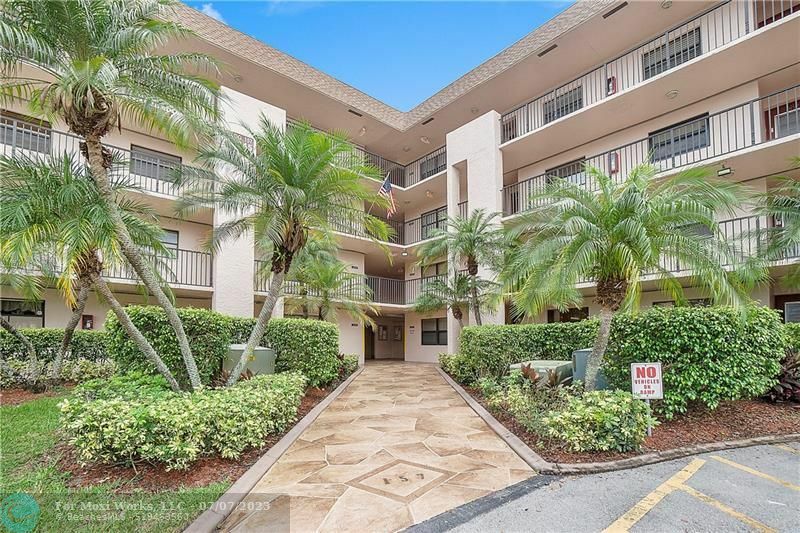 Property Photo:  10145 Sunrise Lakes Blvd 304  FL 33322 