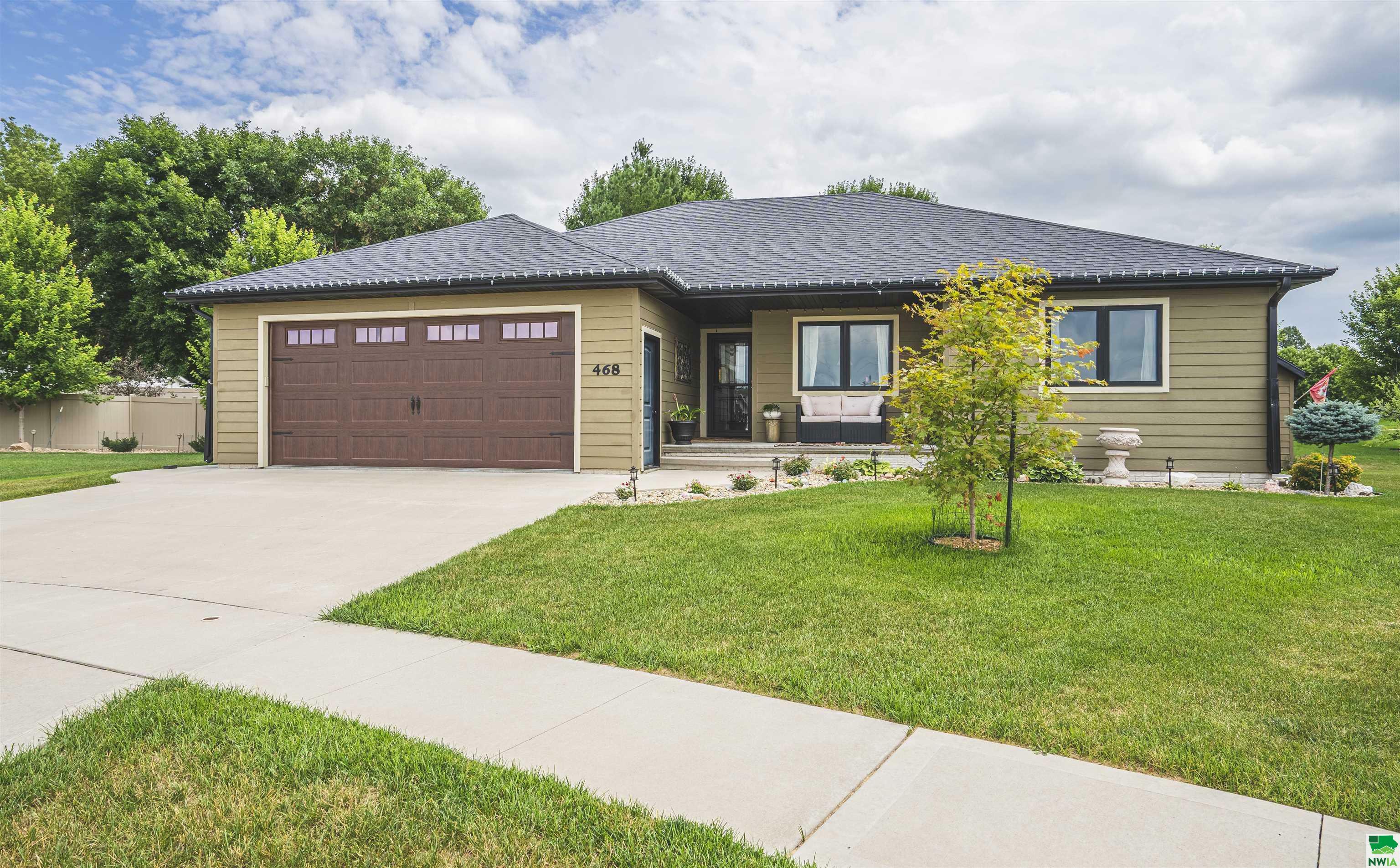 Property Photo:  468 14th St SW  IA 51031 