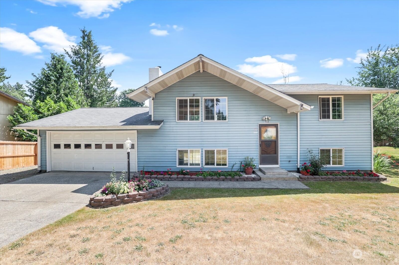 House for sale in Bremerton 550 NE David Drive, Bremerton, WA 98310