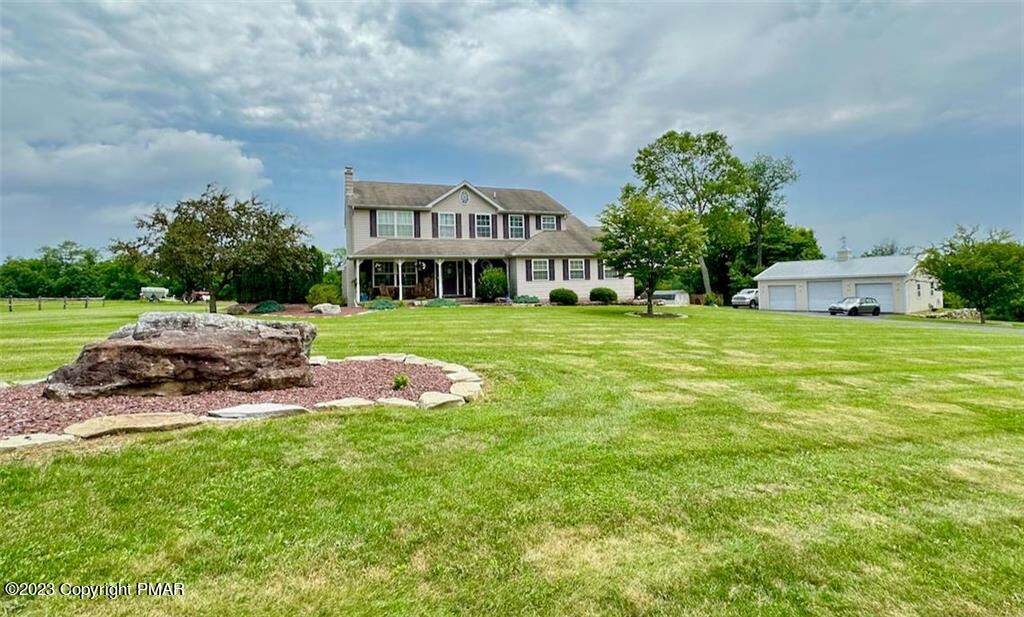 Property Photo:  469 O W Road  PA 18013 