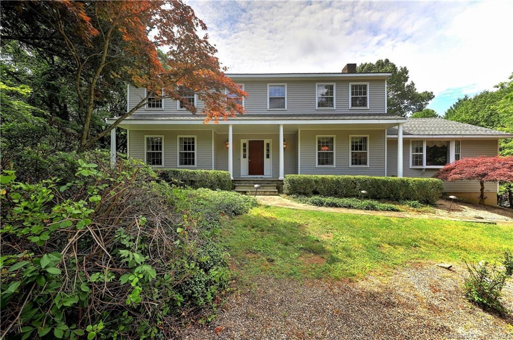 Property Photo:  25 Skytop Drive  CT 06611 