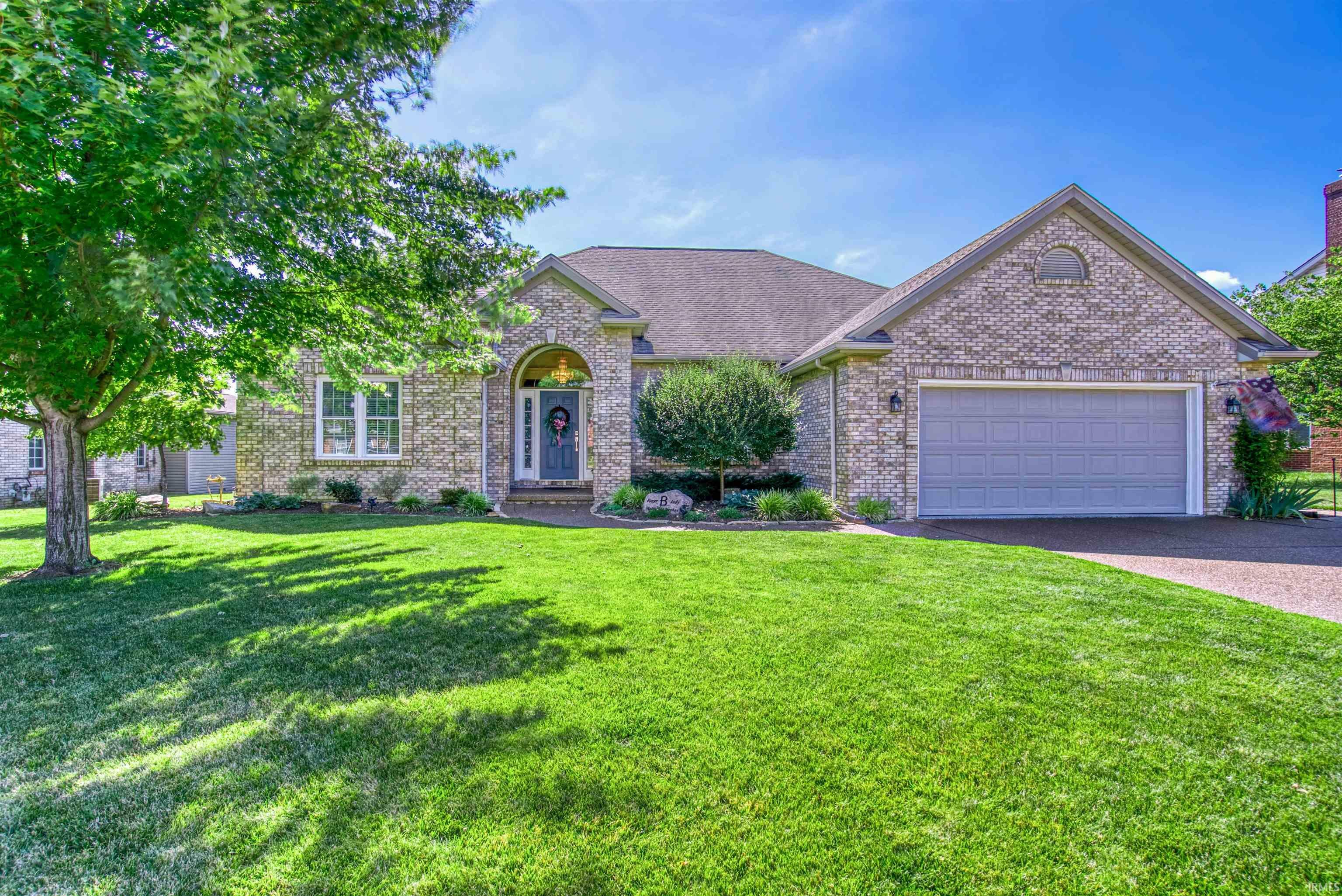 Property Photo: 3433 Avondale Drive IN 47630