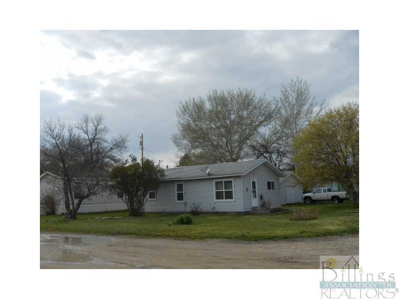 Property Photo:  102 N Park Avenue  MT 59041 