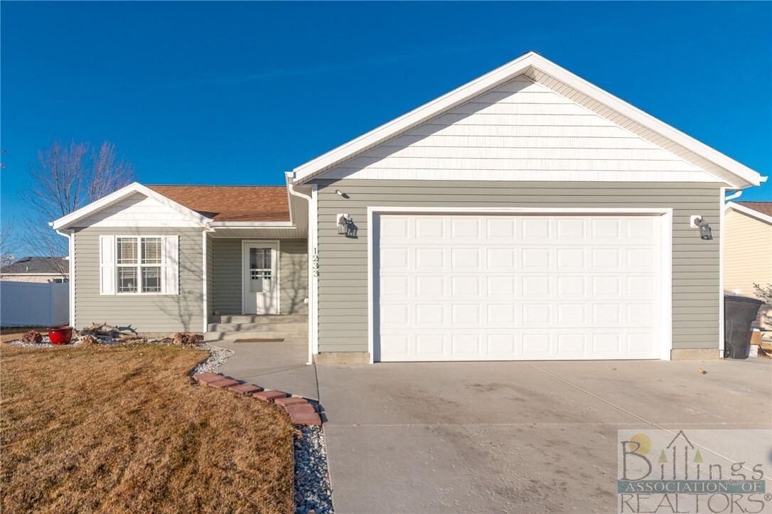Property Photo:  1233 Sierra Granda Boulevard  MT 59105 