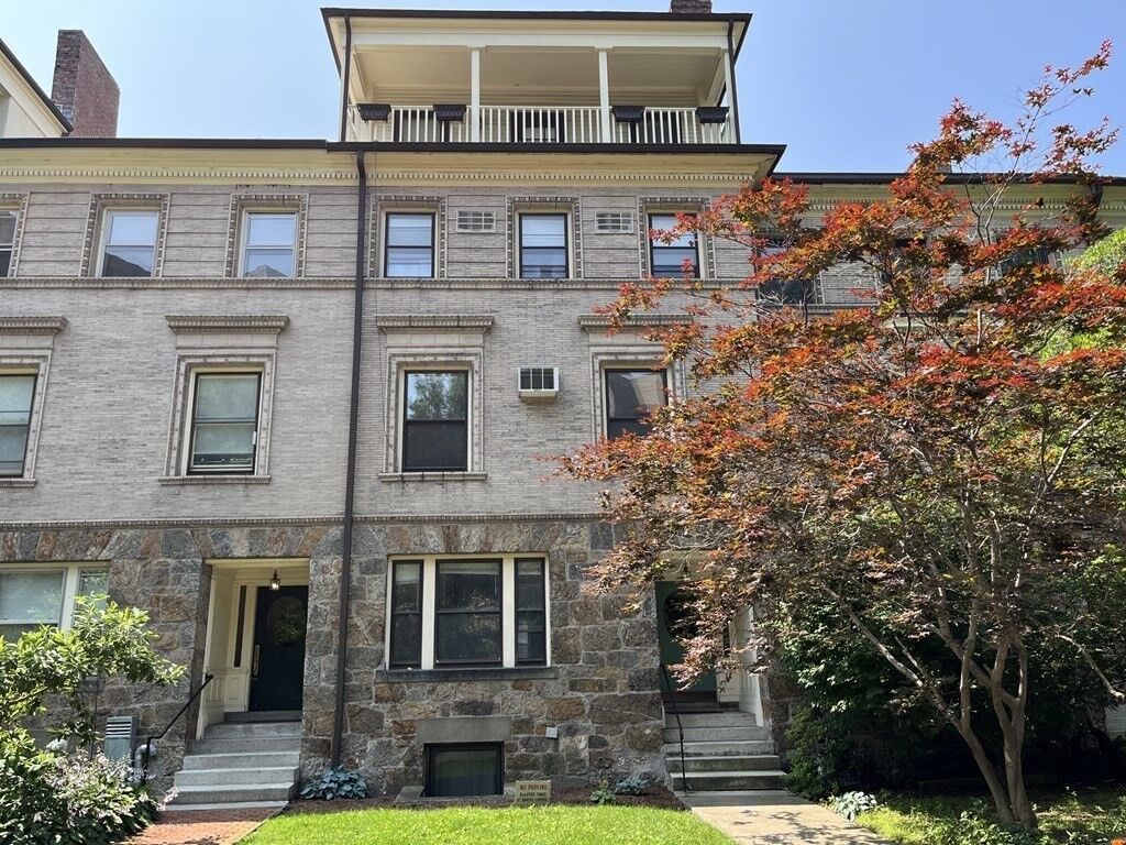 Property Photo: 7 Regent Circle 2 MA 02445