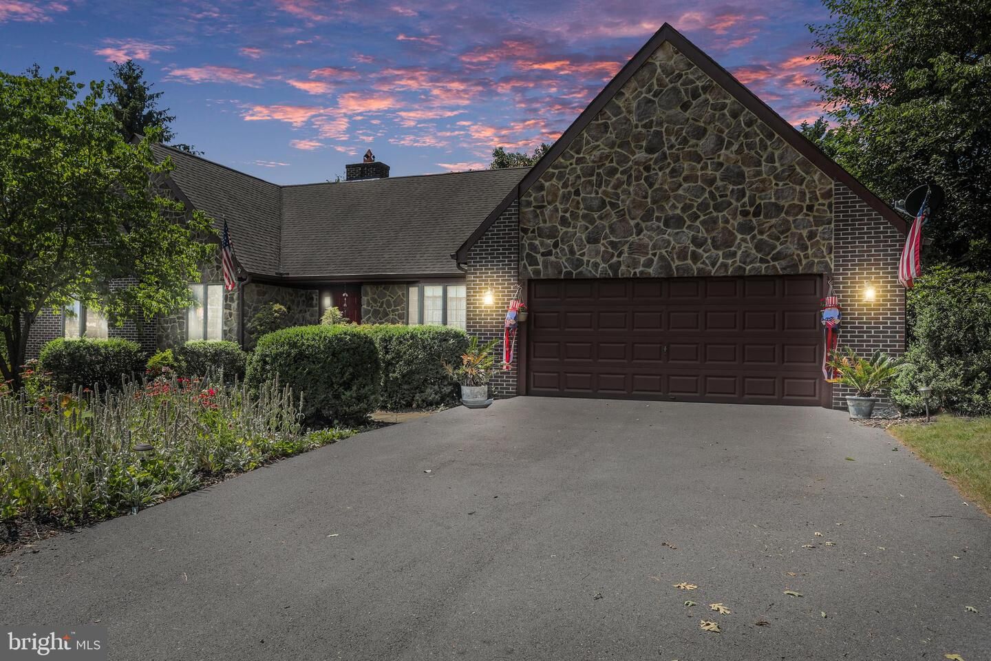 Property Photo:  254 Hawick Road  WV 25428 