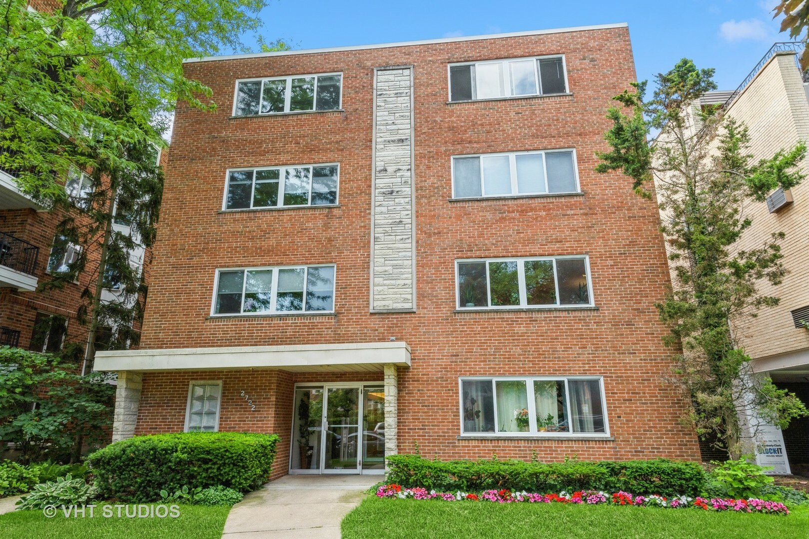 Property Photo:  2722 Central Street 2W  IL 60201 