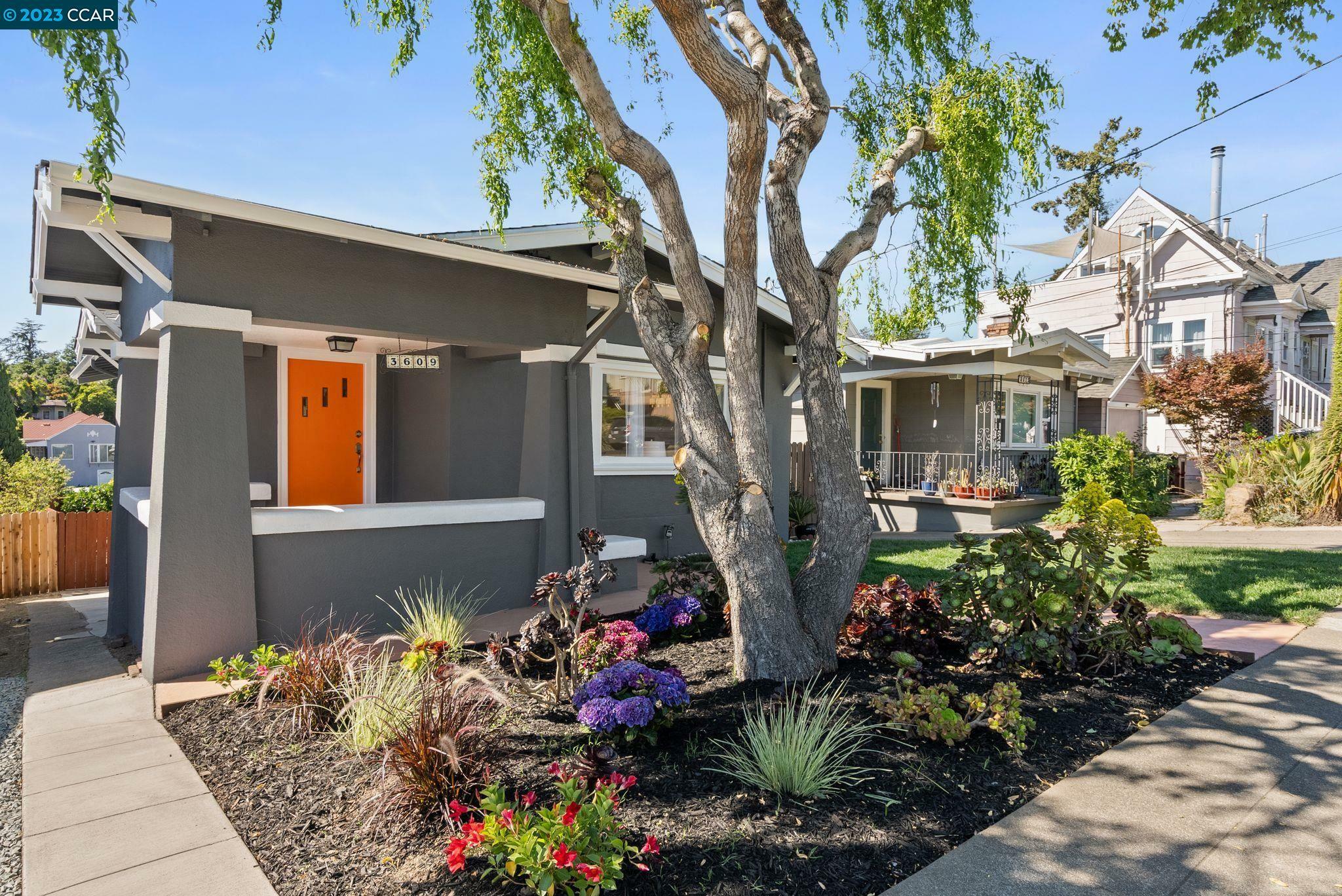 Property Photo:  3609 Kingsley St  CA 94610 