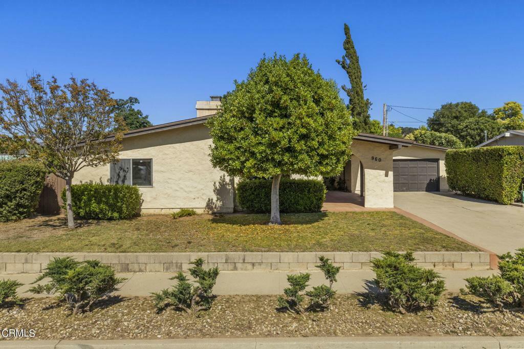 Property Photo:  960 Encore Street  CA 93022 