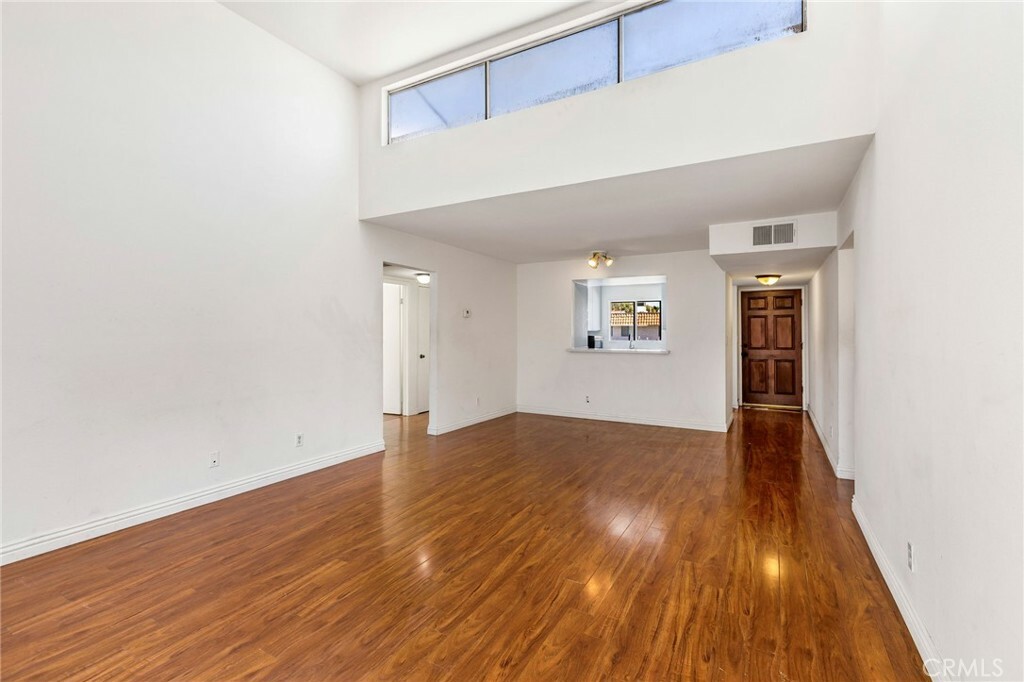 Property Photo:  5700 Etiwanda Avenue 220  CA 91356 