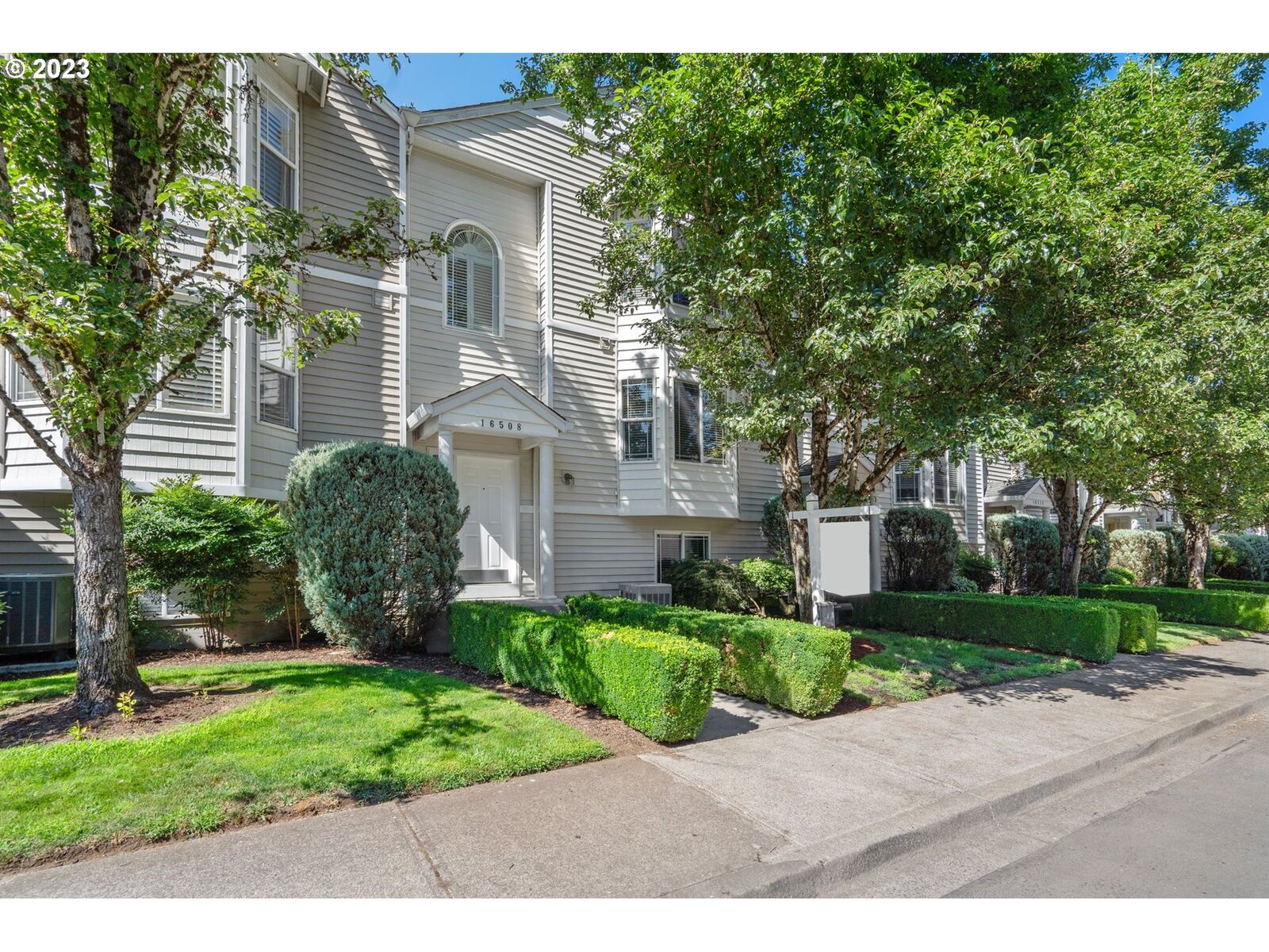 Property Photo:  16508 NE 19th St  WA 98684 