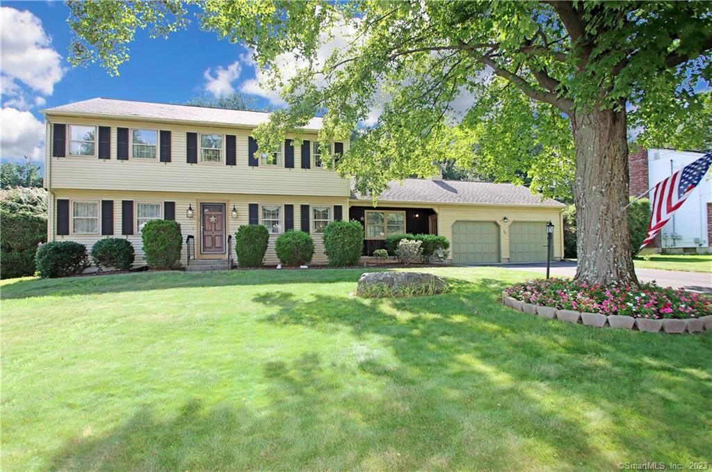 Property Photo:  36 Round Hill Road  CT 06770 