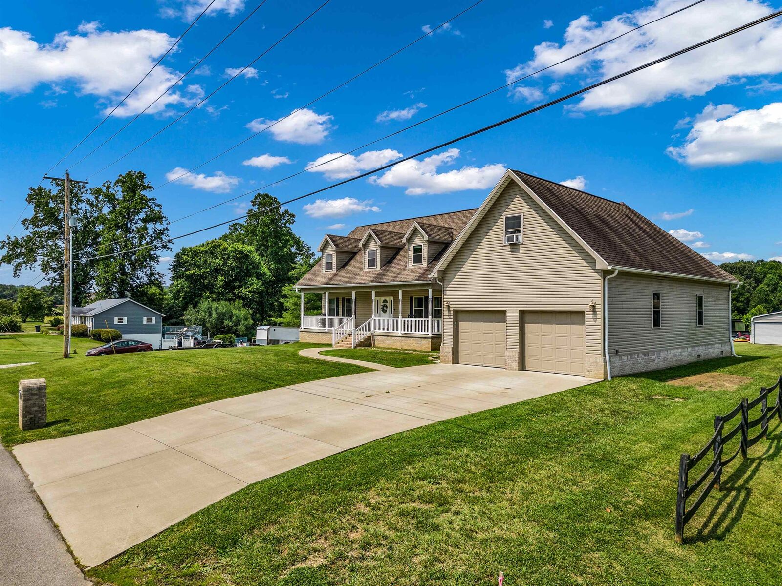 Property Photo: 212 Caroline Road KY 41169
