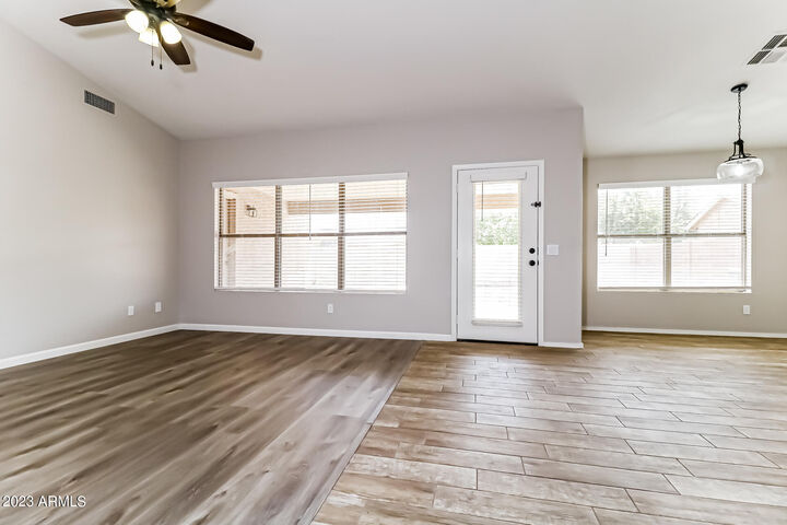 Property Photo: