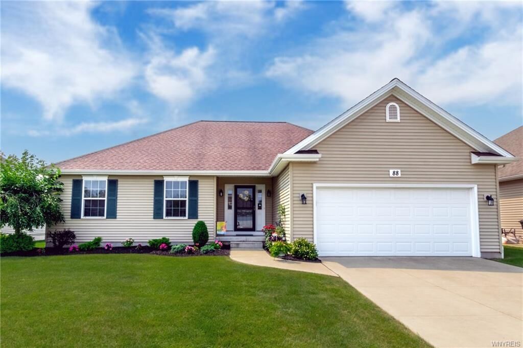 Property Photo: 88 Cottagewood Lane NY 14072