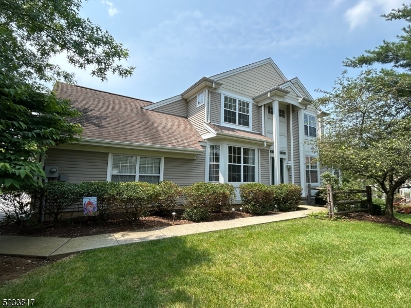 Property Photo:  1121 Highland Ct  NJ 08886 