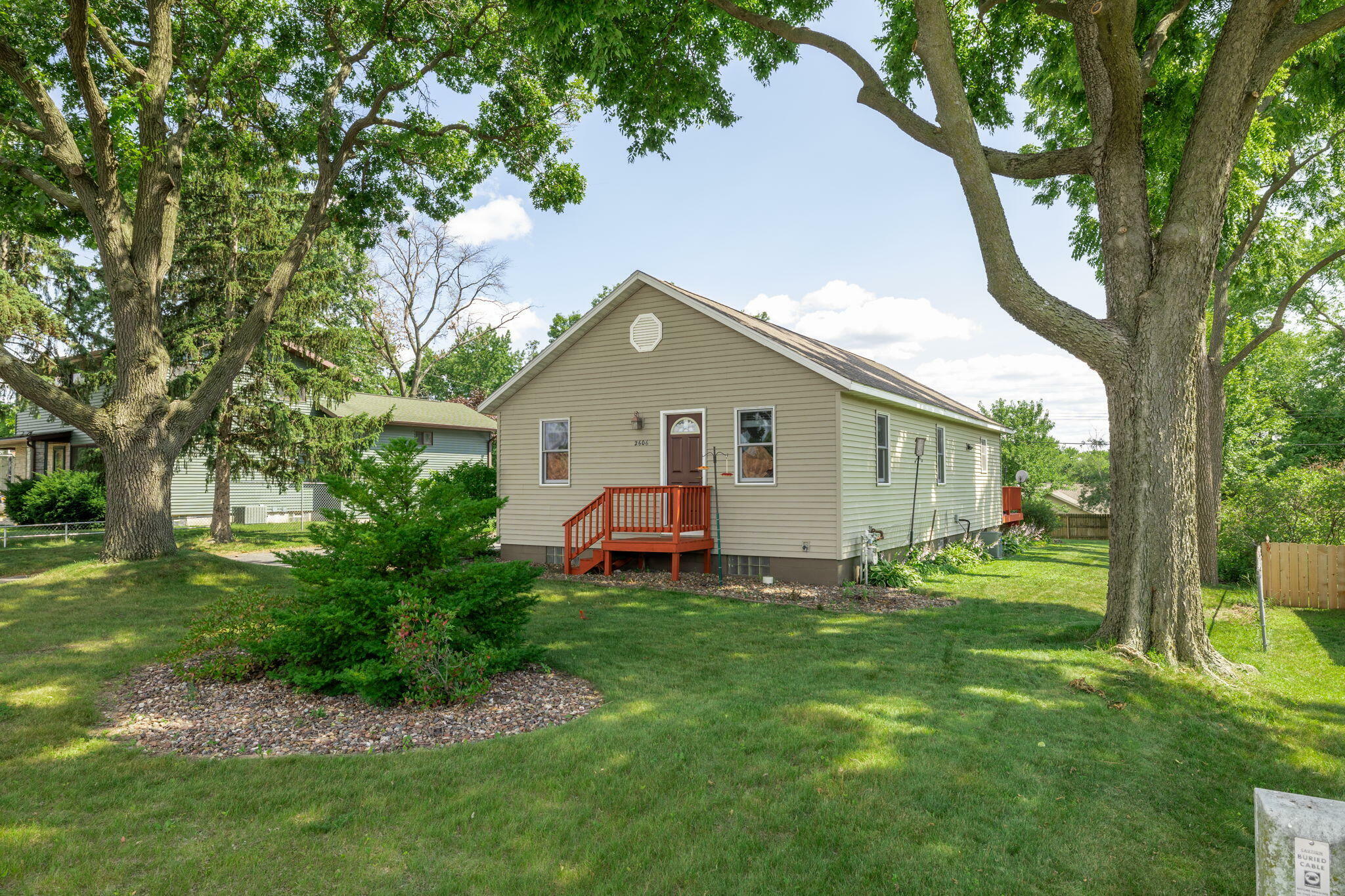 Property Photo:  2606 Shelby Rd  WI 54601 