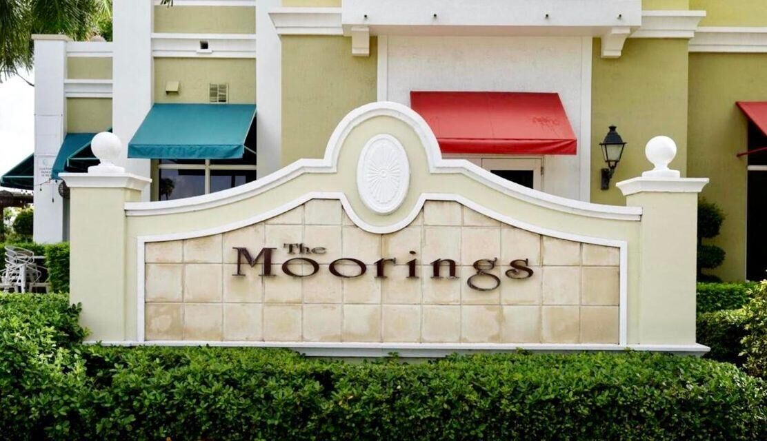 Property Photo:  802 W Windward Way #302  FL 33462 