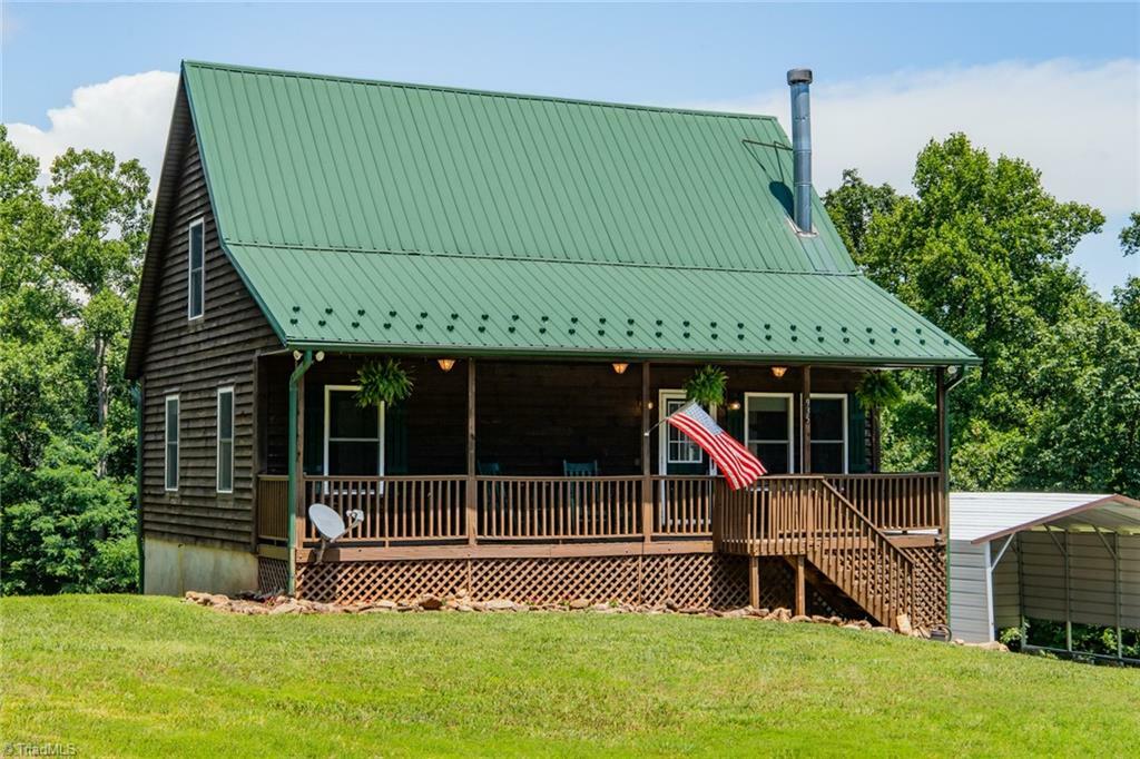 Property Photo:  935 Pearson Road  NC 28654 