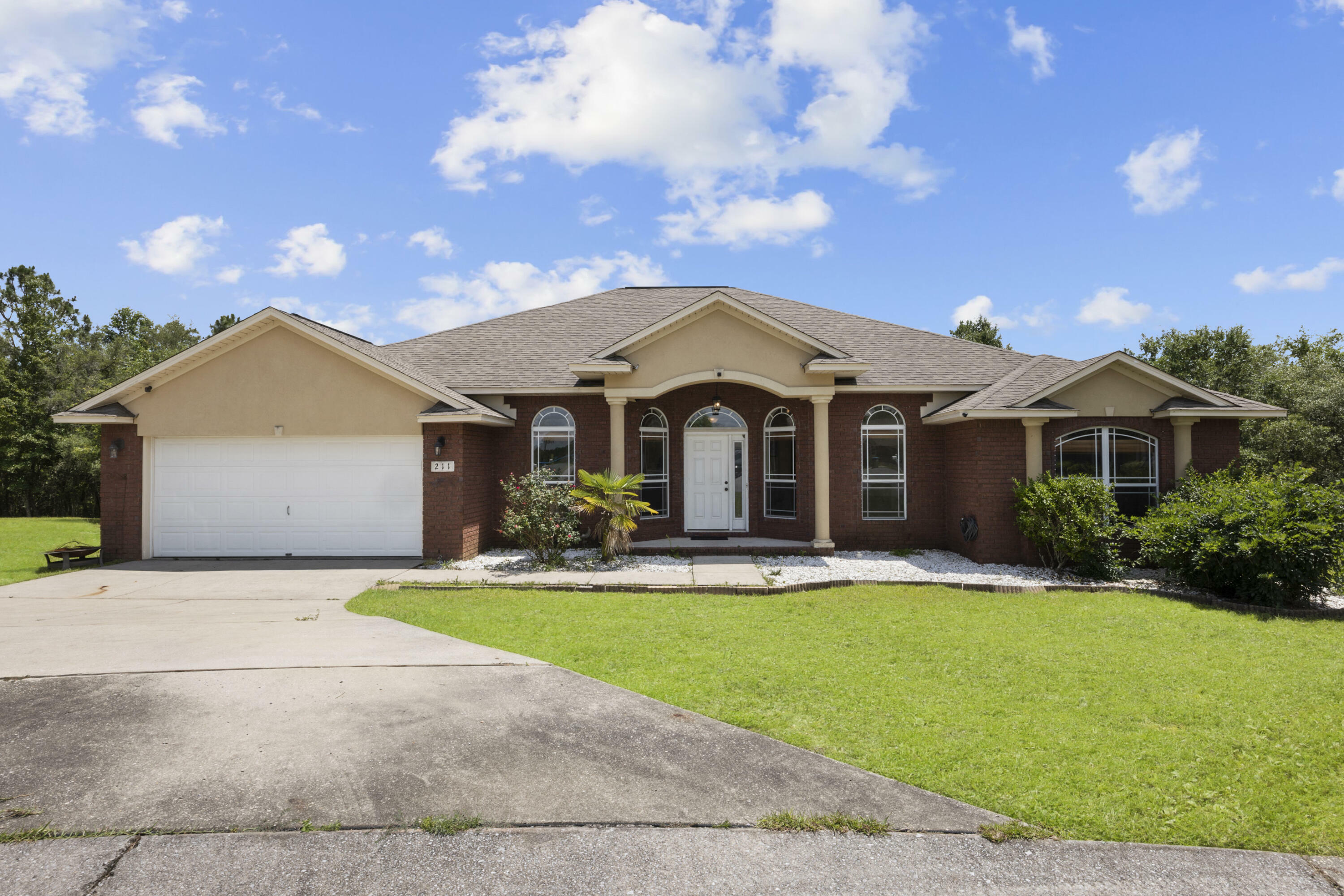 Property Photo:  211 Pinque Coat Court  FL 32536 