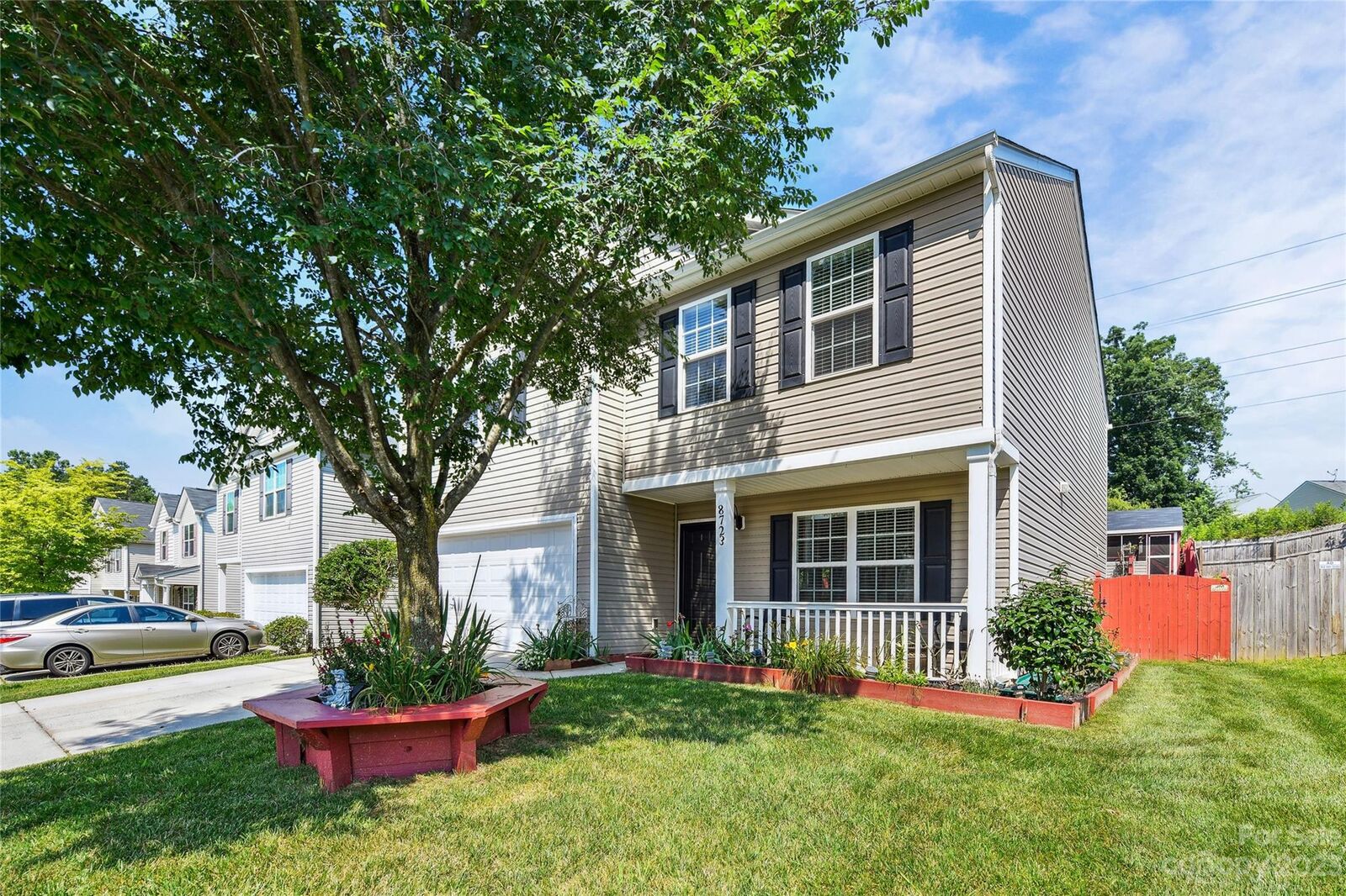 Property Photo:  8723 Berrybrook Lane  NC 28269 