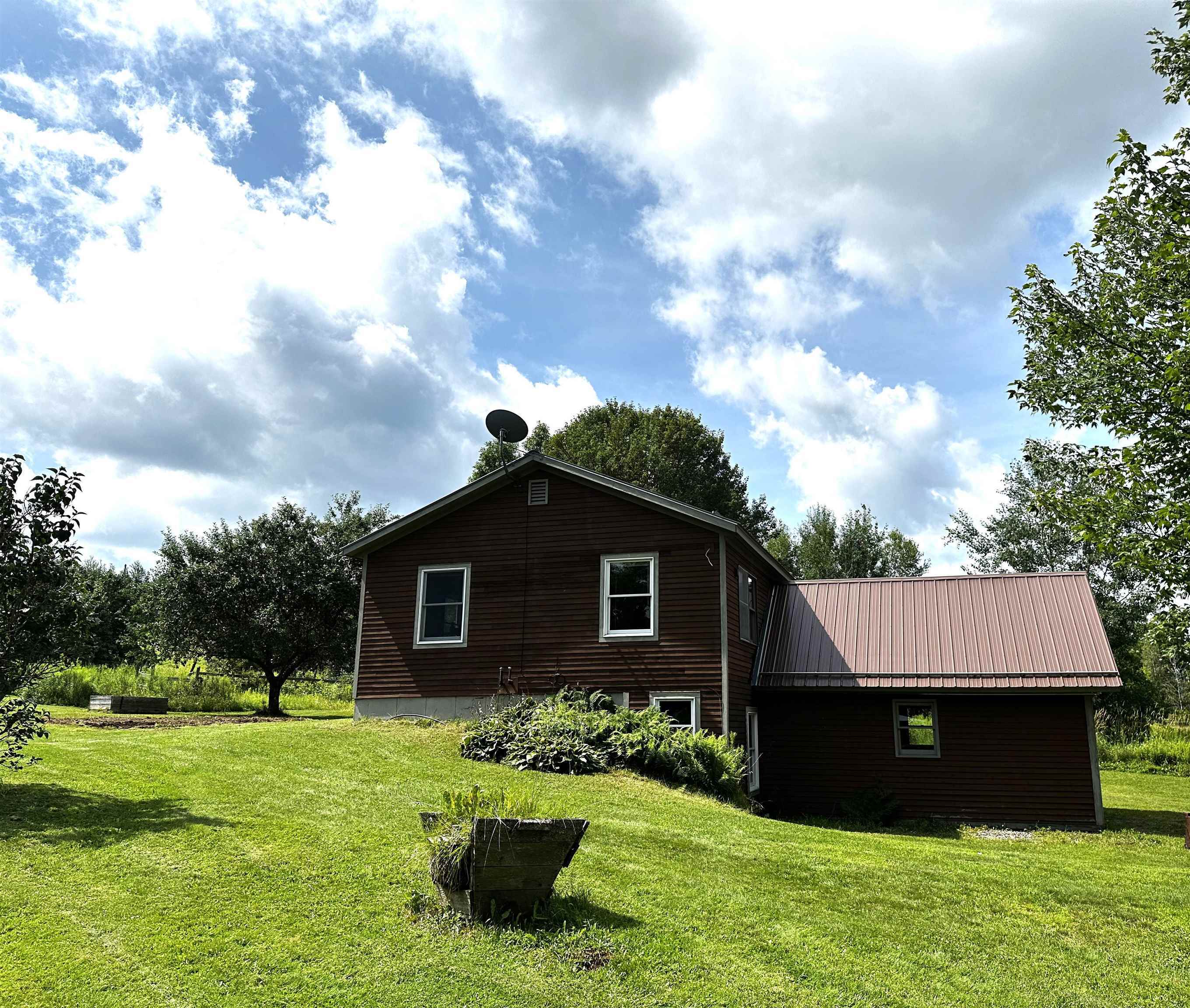 Property Photo:  1152 Hopkins Hill Road  VT 05843 