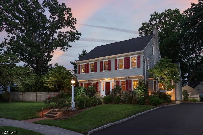 Property Photo:  517 Sherwood Pkwy  NJ 07090 