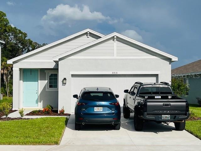 Property Photo: 8830 Waxwing Way FL 34219