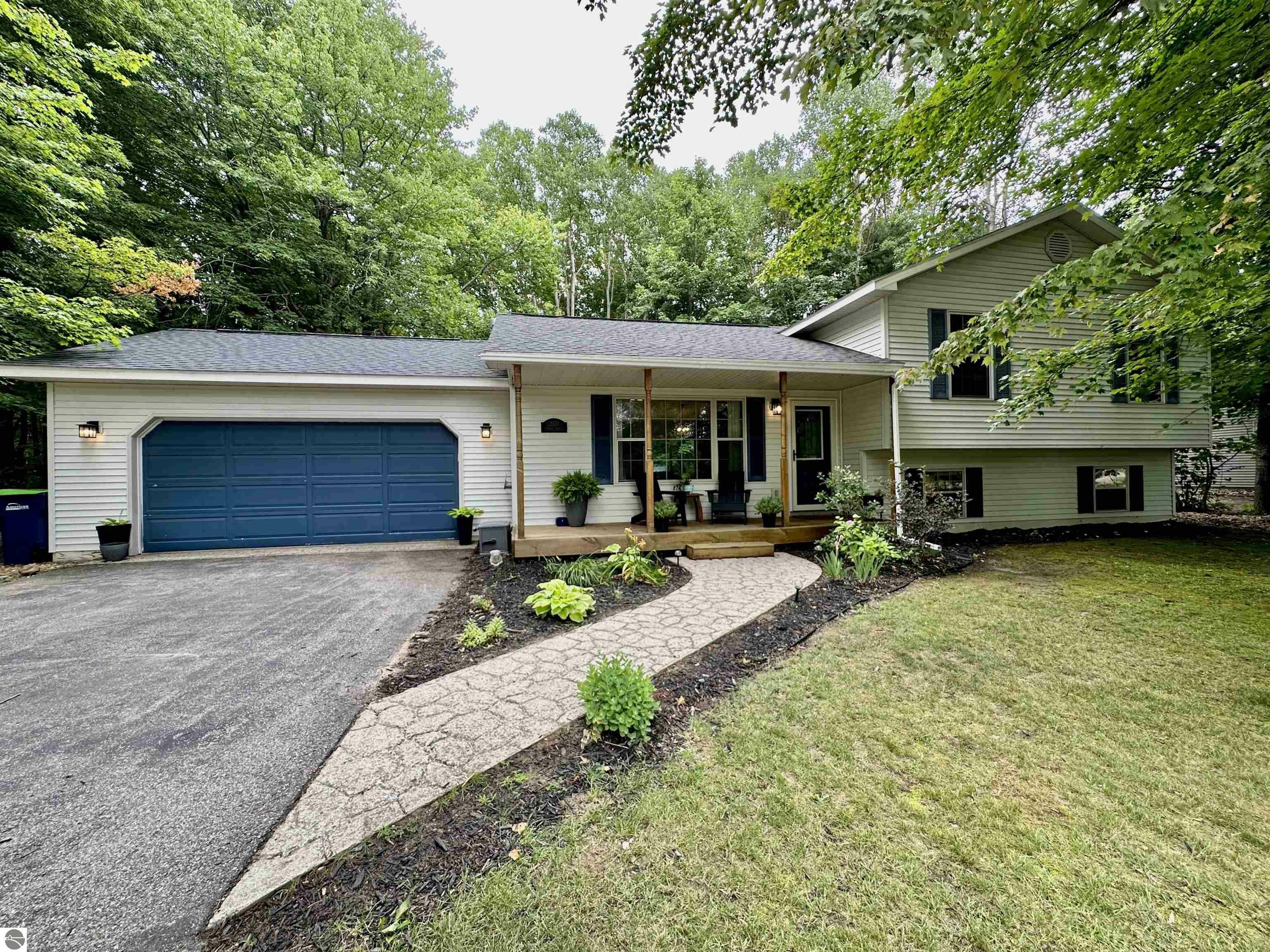 Property Photo:  2329 Arthur Court  MI 49685 