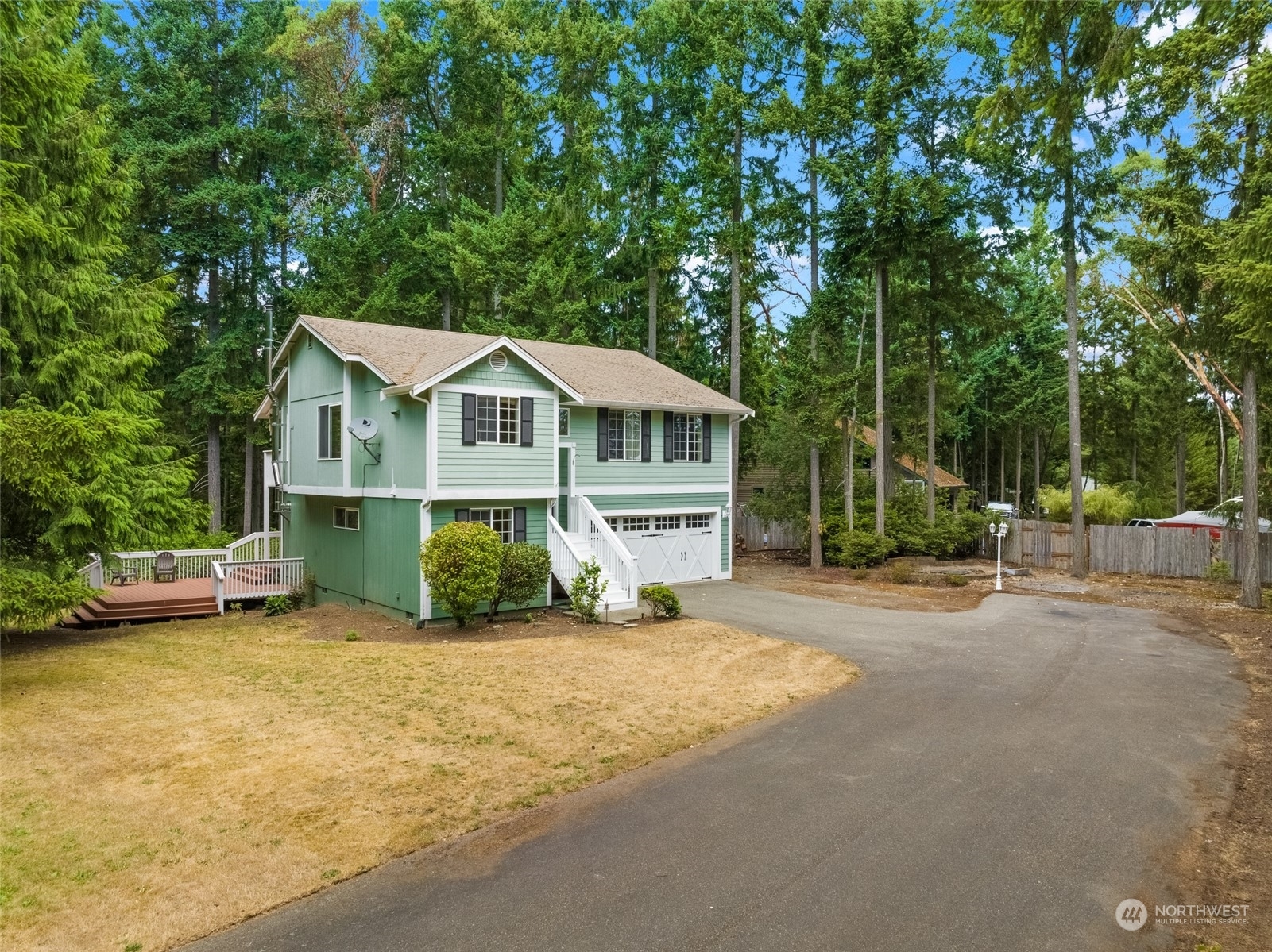 Property Photo: 1099 Makah Place WA 98333