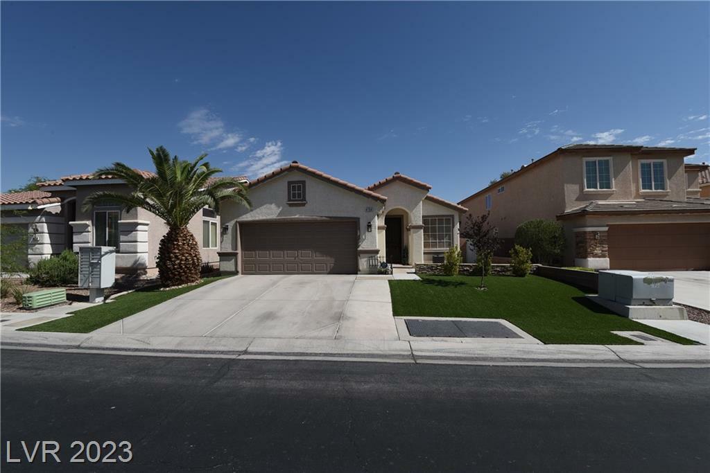 Property Photo: 4704 Sequoia Park Avenue NV 89139
