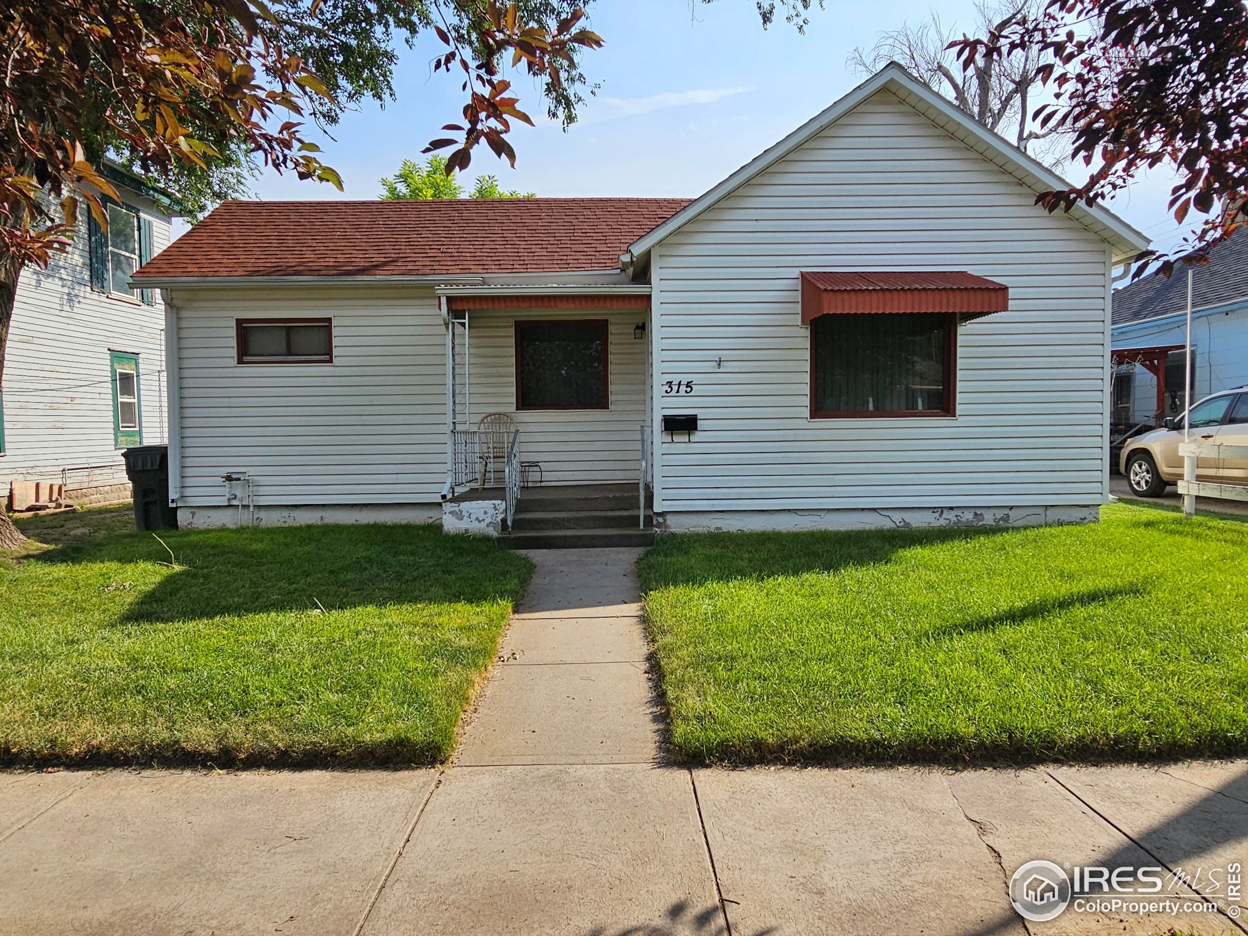Property Photo:  315 Pine St  CO 80751 