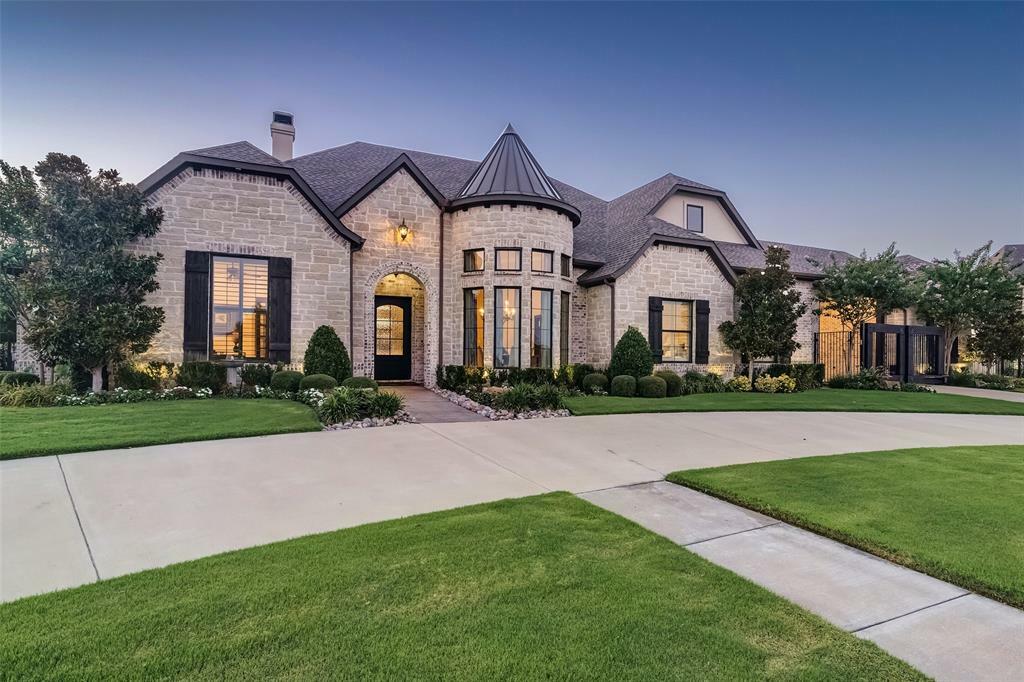 Property Photo: 868 Tranquility TX 75032