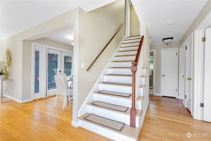 Property Photo:  5147 46th Avenue NE  WA 98105 