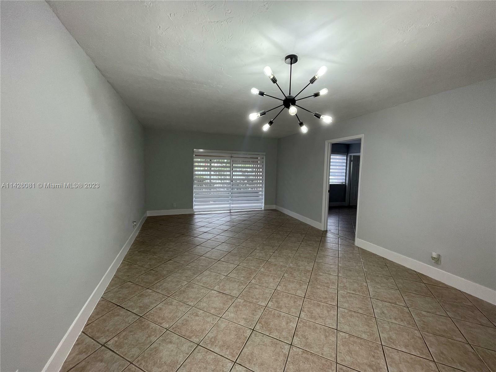 Property Photo:  13707 Kendale Lakes Cir 114  FL 33183 