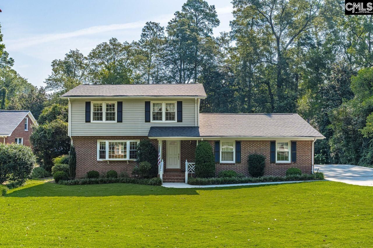 Property Photo: 908 Woodland SC 29205