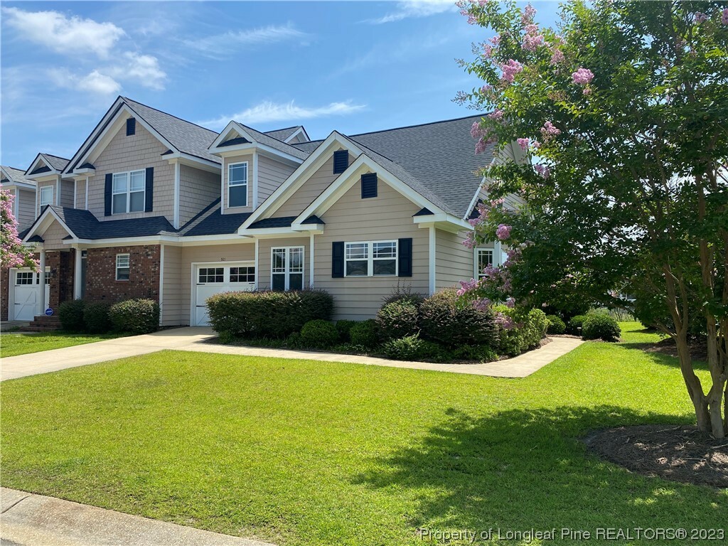 Property Photo: 921 Kensington Park Road NC 28311