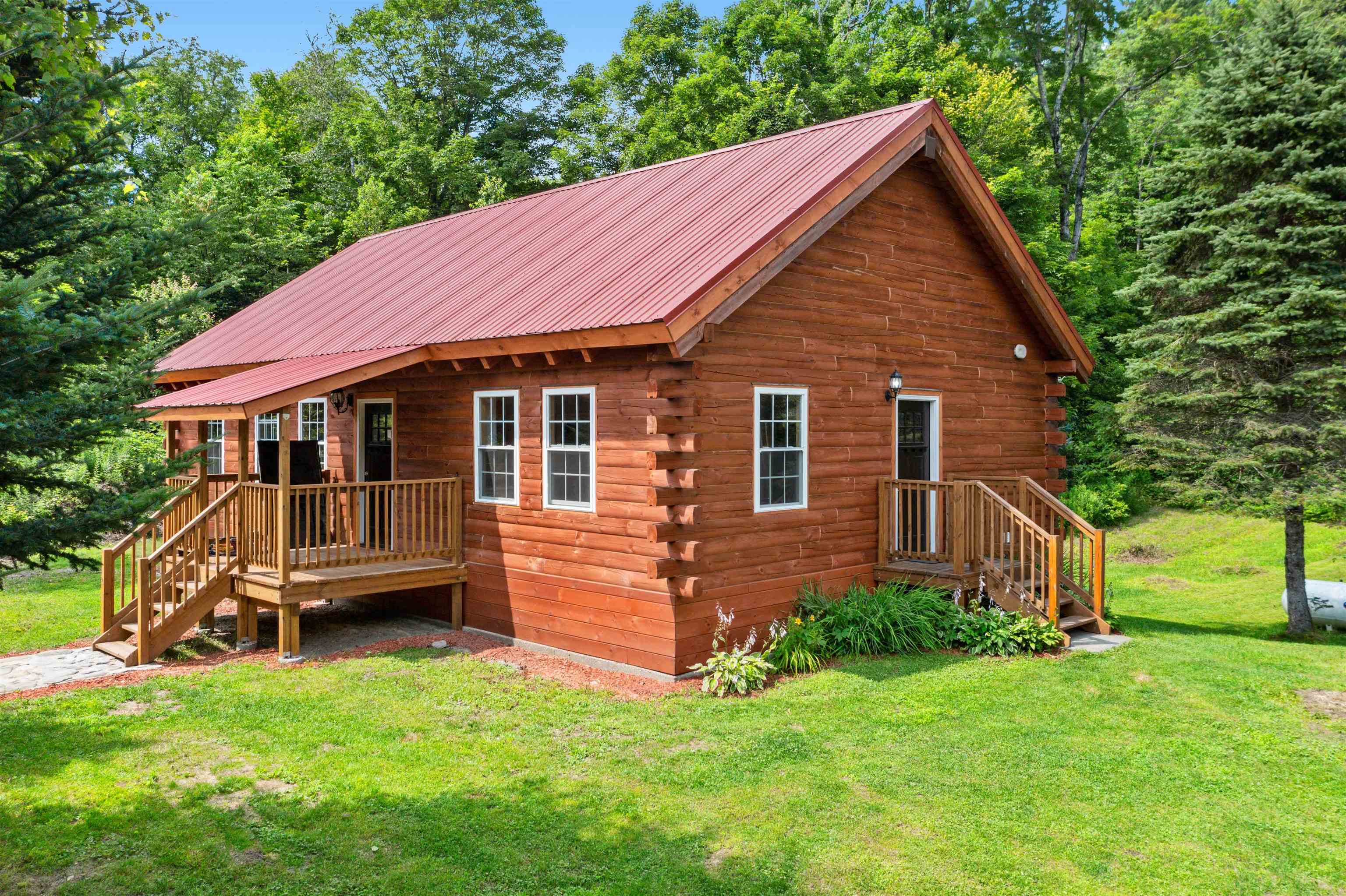 Property Photo: 1937 Lincoln Gap Road VT 05674