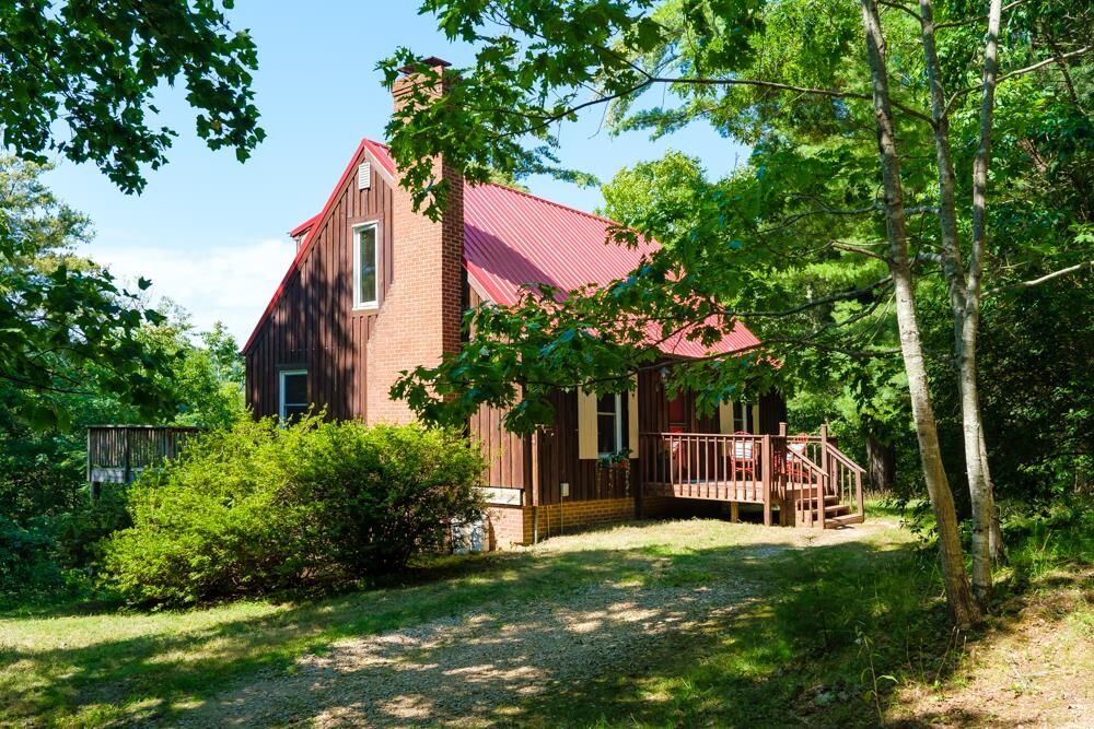 Home for sale in Vesuvius 238 Parkway View Dr, Vesuvius, VA 24483