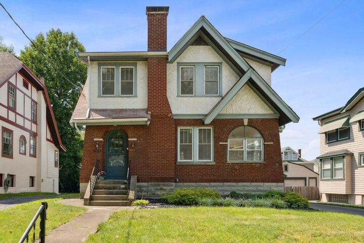 3628 Erie Ave  Cincinnati OH 45208 photo