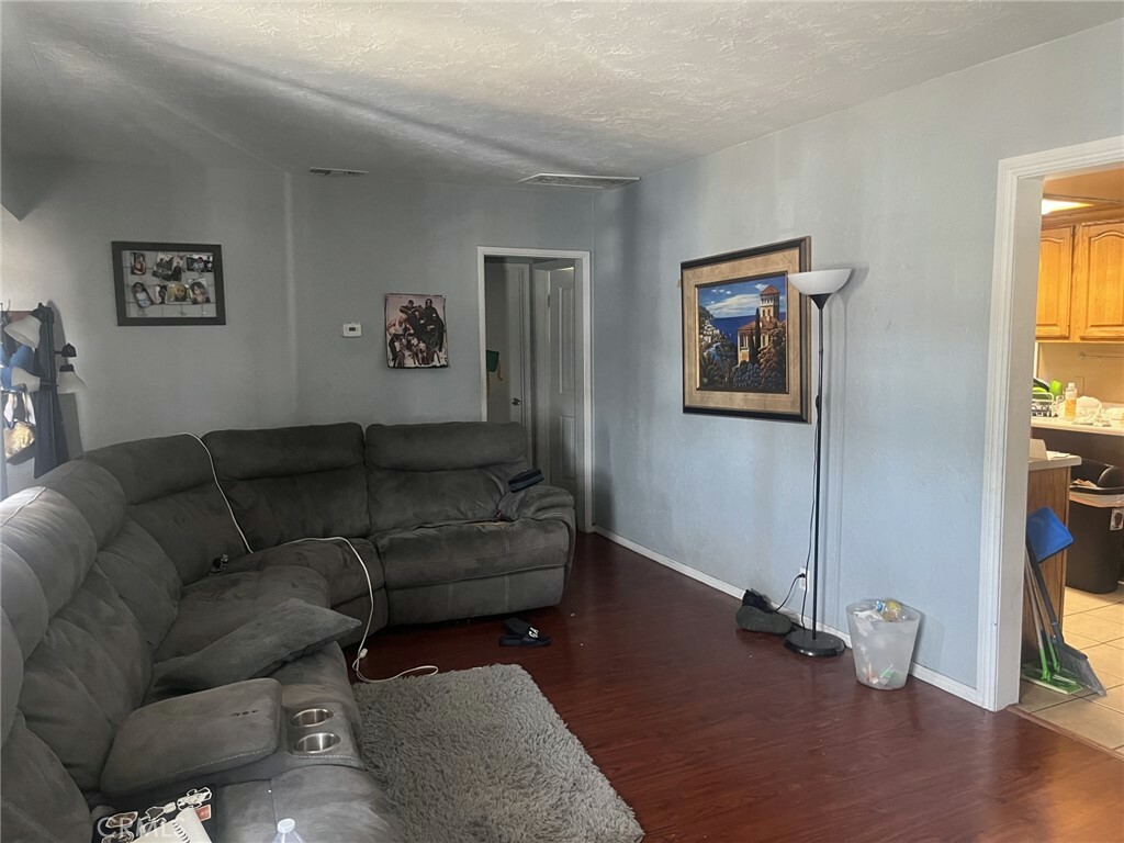 Property Photo:  9411 Catawba Avenue  CA 92335 