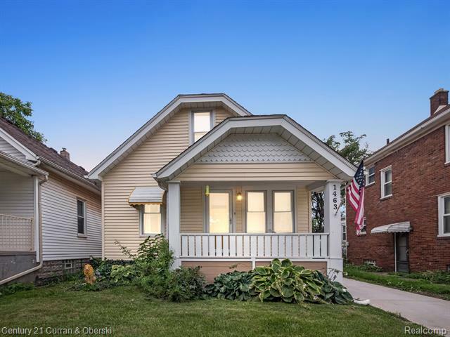 Property Photo:  1463 College Avenue  MI 48146 