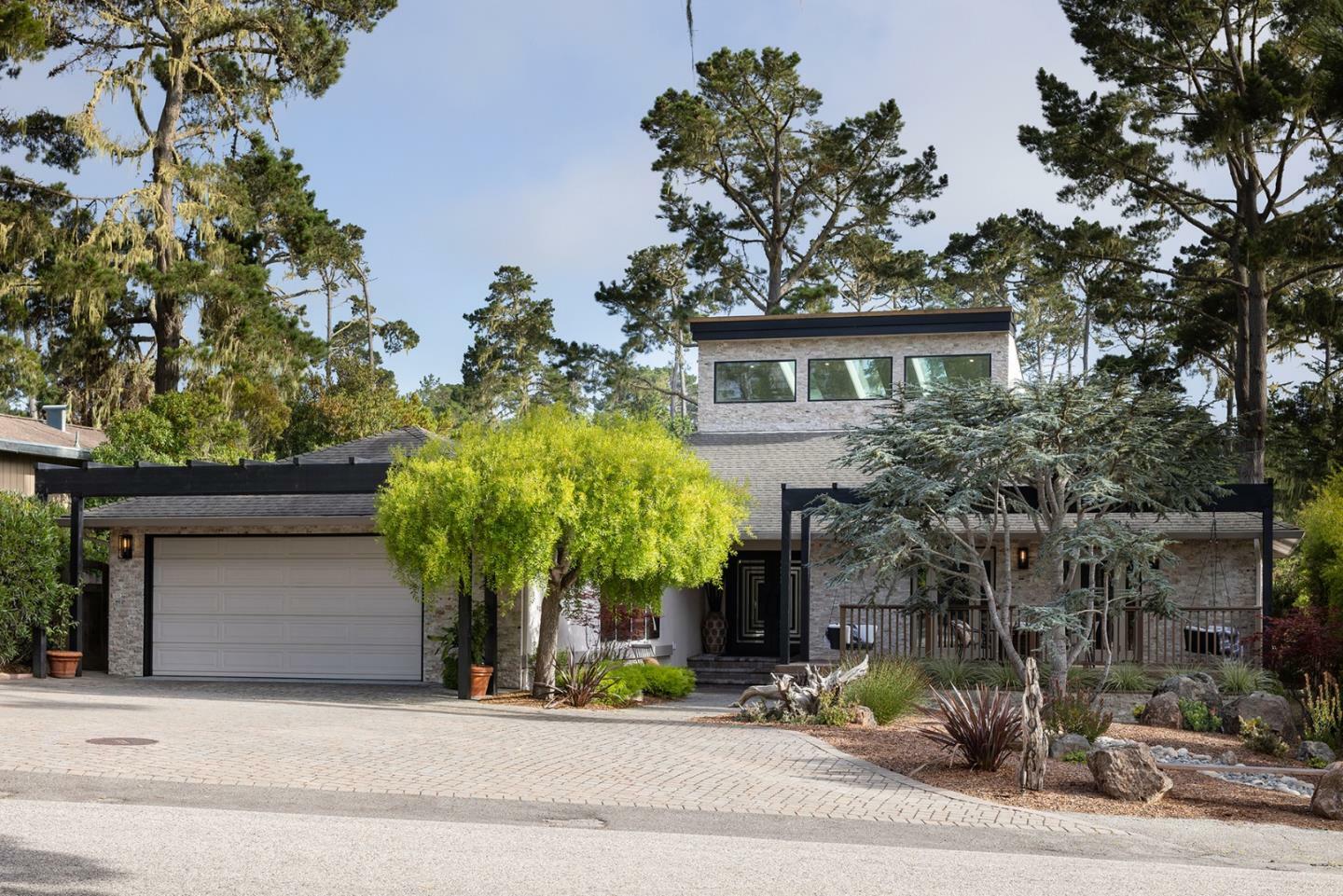 Property Photo: 1098 Spyglass Woods Drive CA 93953