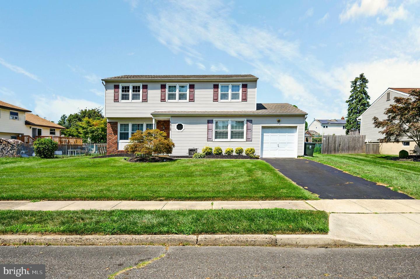 Property Photo: 1418 Noreen NJ 08016
