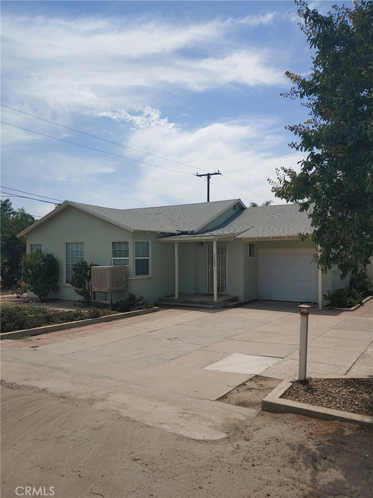 Property Photo:  21645 Dracaea Avenue  CA 92553 