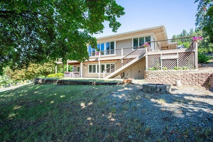 1139 N Oak St  Colville WA 99114 photo