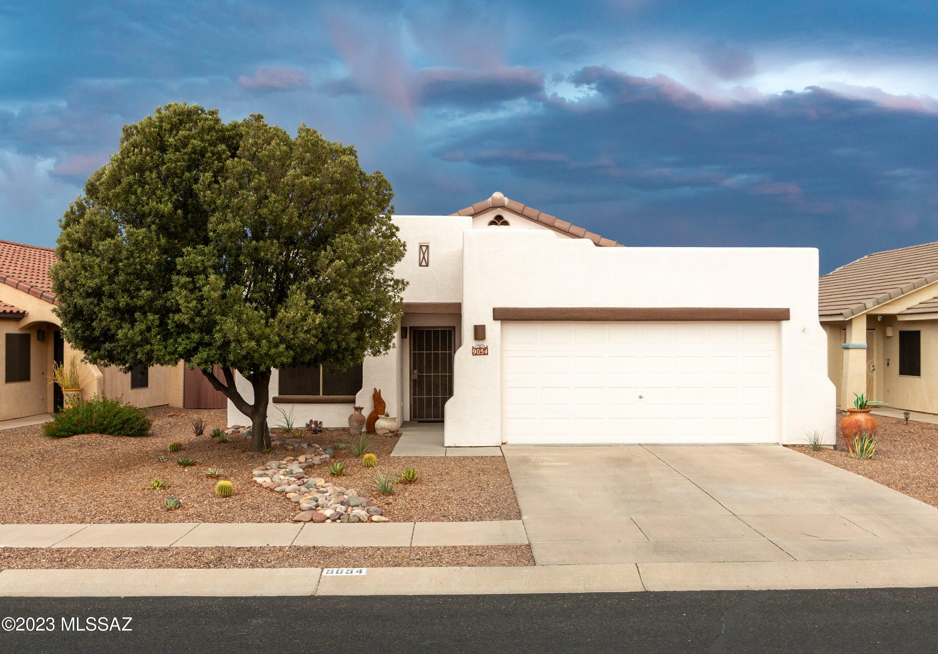 Property Photo:  9054 N School Hill Drive  AZ 85743 