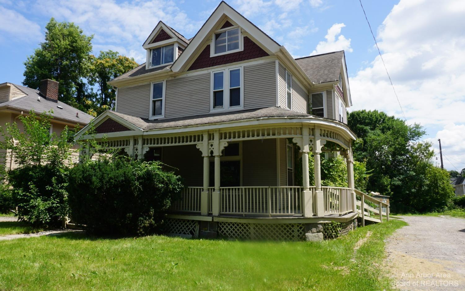 Property Photo:  130 N Normal Street  MI 48197 