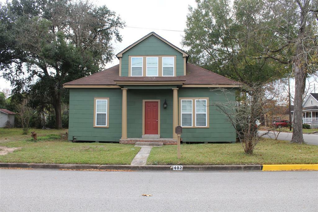 Property Photo: 402 Granberry Street TX 77338